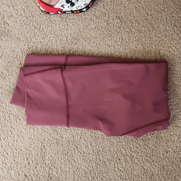 Lululemon wunder under crop 21" - Picture 2 of 7